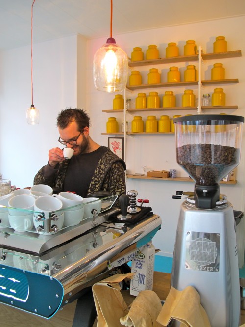 Jeroen smelling an Espresso he had just pulled