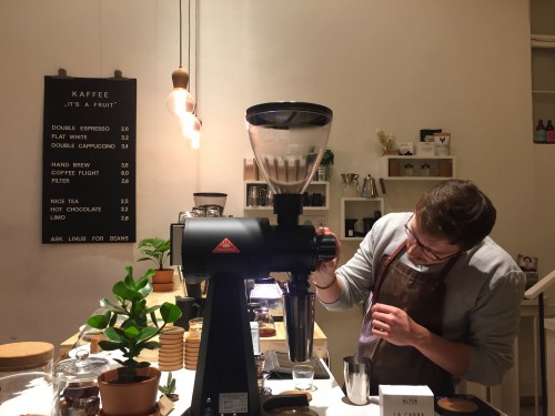 Linus preparing a perfectly brewed filter coffee