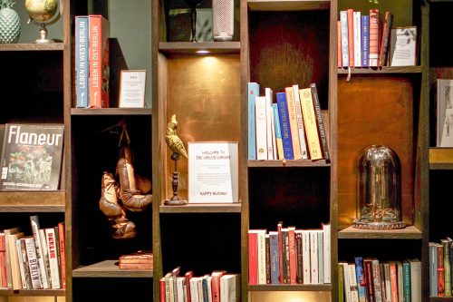 Decorative book shelf