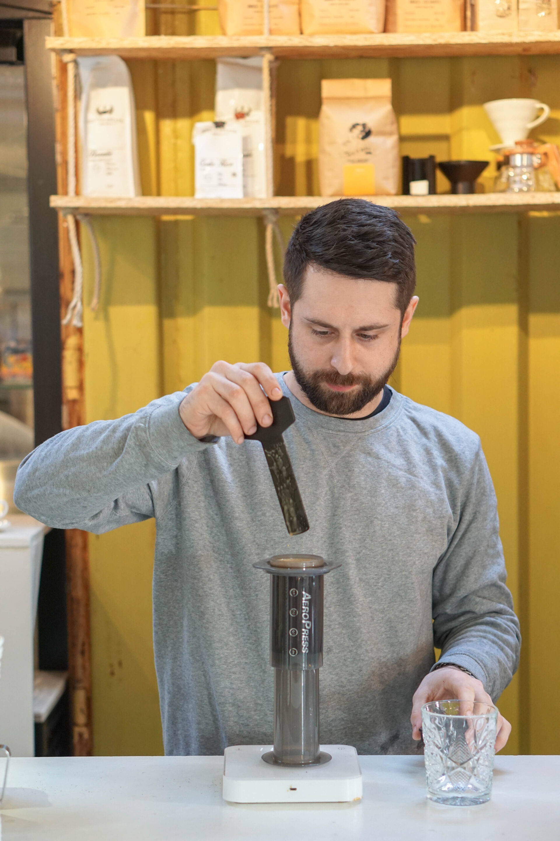 Making coffee with the Aeropress