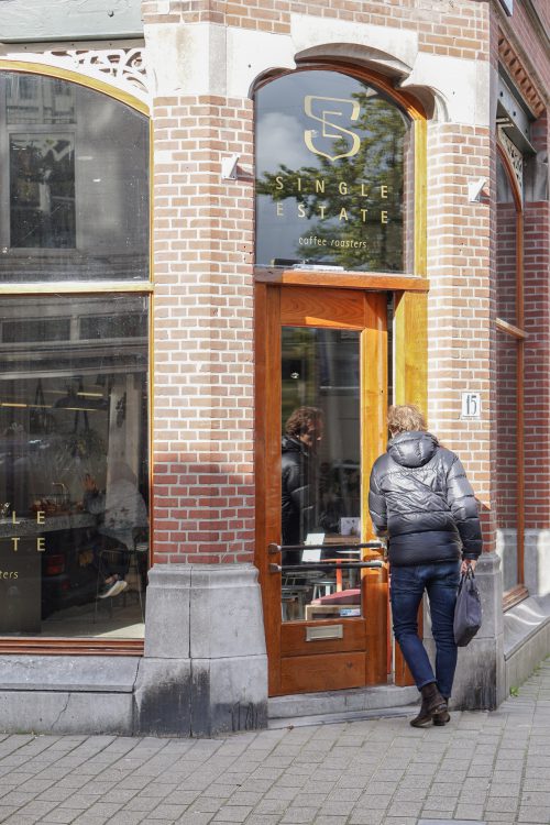 Singles cafe den haag