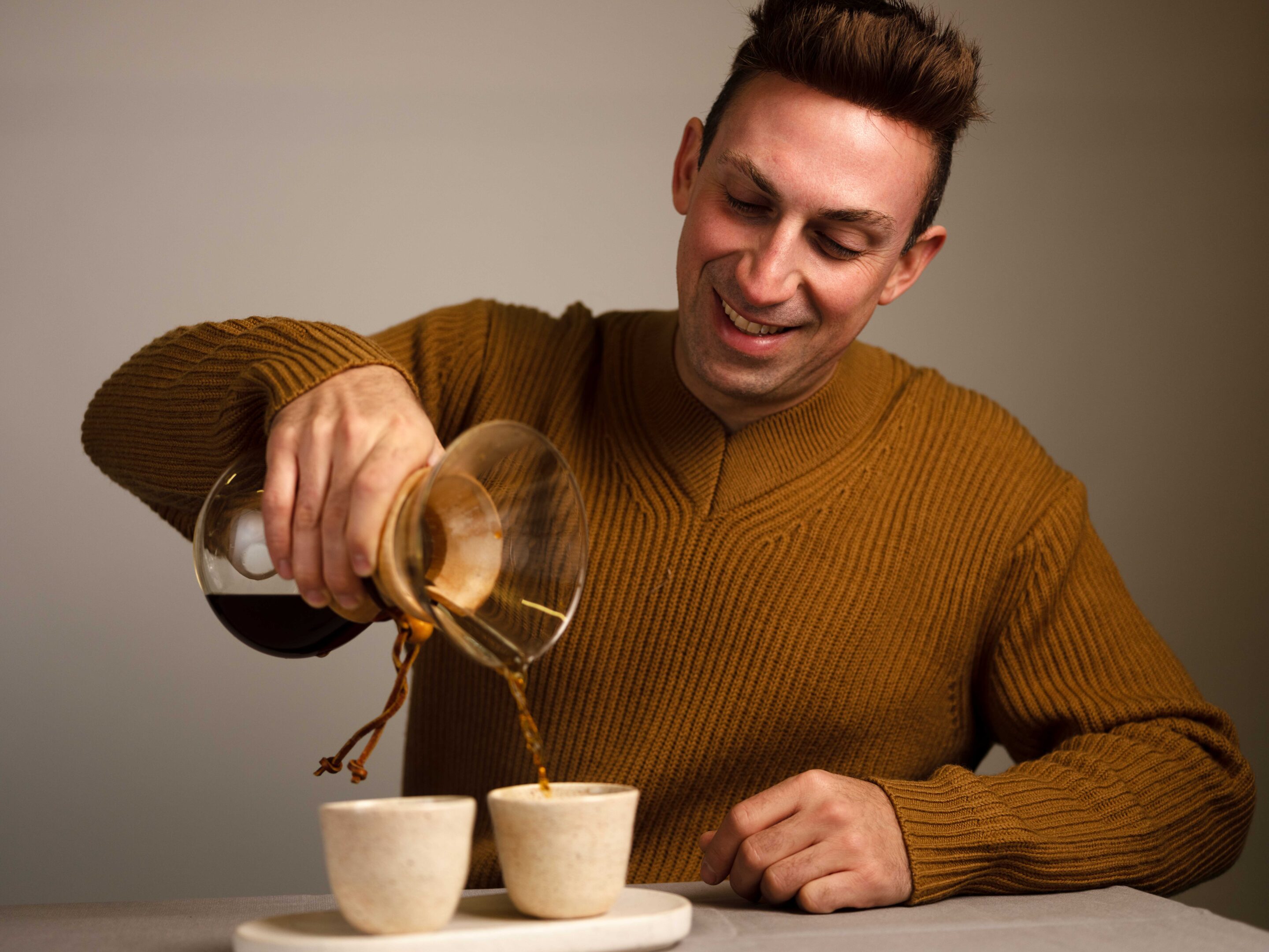 How to Brew Coffee with a Chemex: A Step-By-Step Guide - Our