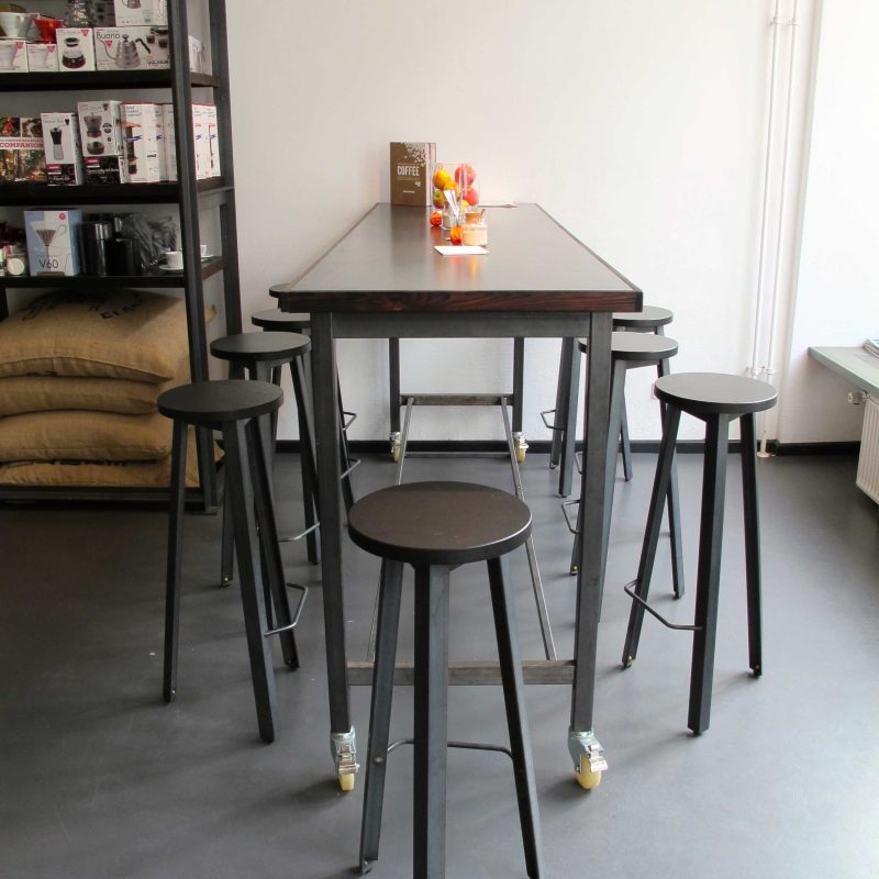 (Cupping) table